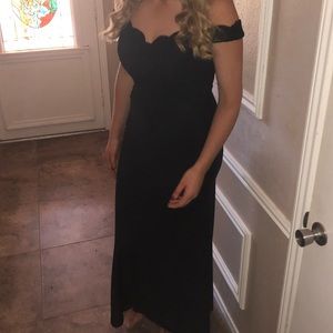 Black prom dress